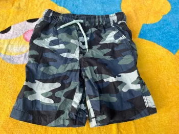 Bermuda short Kiabi taille 9 ans