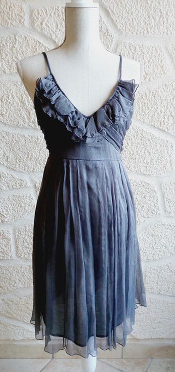Robe en soie grise naf naf