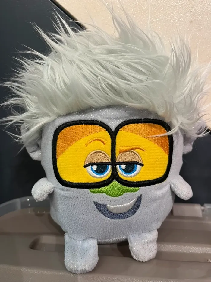 À saisir ! Lot de 2 peluches Trolls environ 20 cm - photo numéro 2