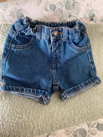 Short jeans