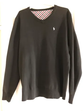Pull noir