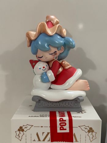 Azura Warm Christmas - Warm Embrace