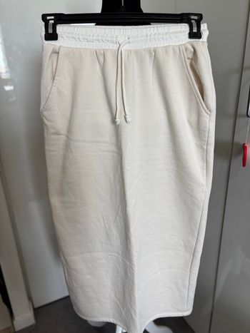Jupe chaude avec fente à l’arrière - Taille M - Zara - Très bon état