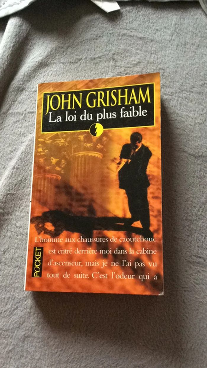 #la loi du plus faible John Grisham. ) - photo numéro 2