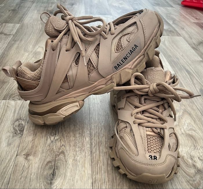 Track Balenciaga - photo numéro 9