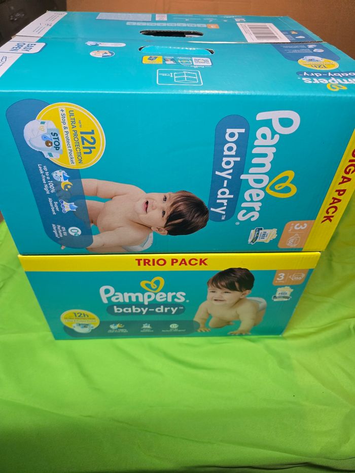 Lot 2 cartons Pampers couches taille 3 6-10KG 156 x2 = 312couches
