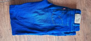 Jean slim levis