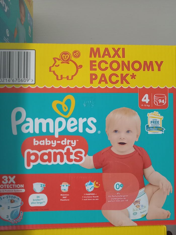 Pampers 84 pants taille 4