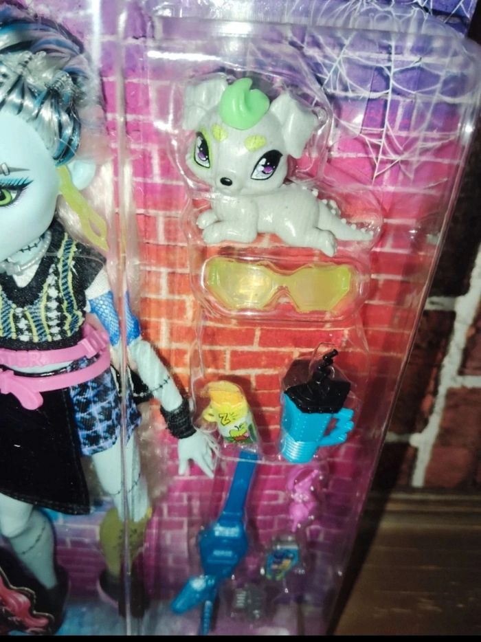 Poupée Monster High Frankie Stein - photo numéro 2