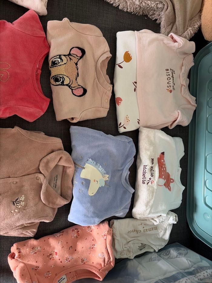 Lot bébé 1 mois fille - photo numéro 2