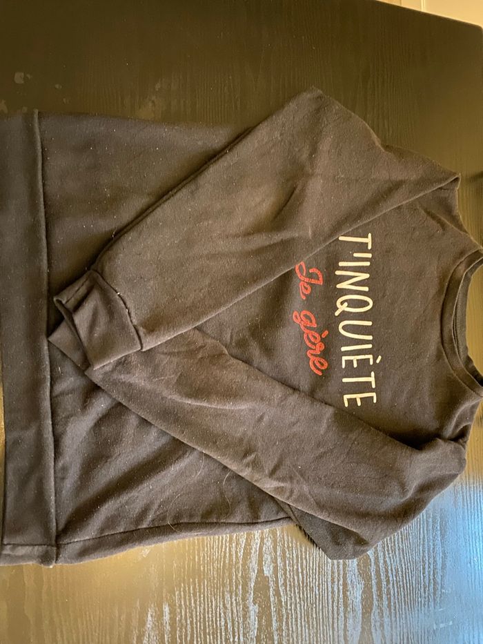 Pull noir - photo numéro 3