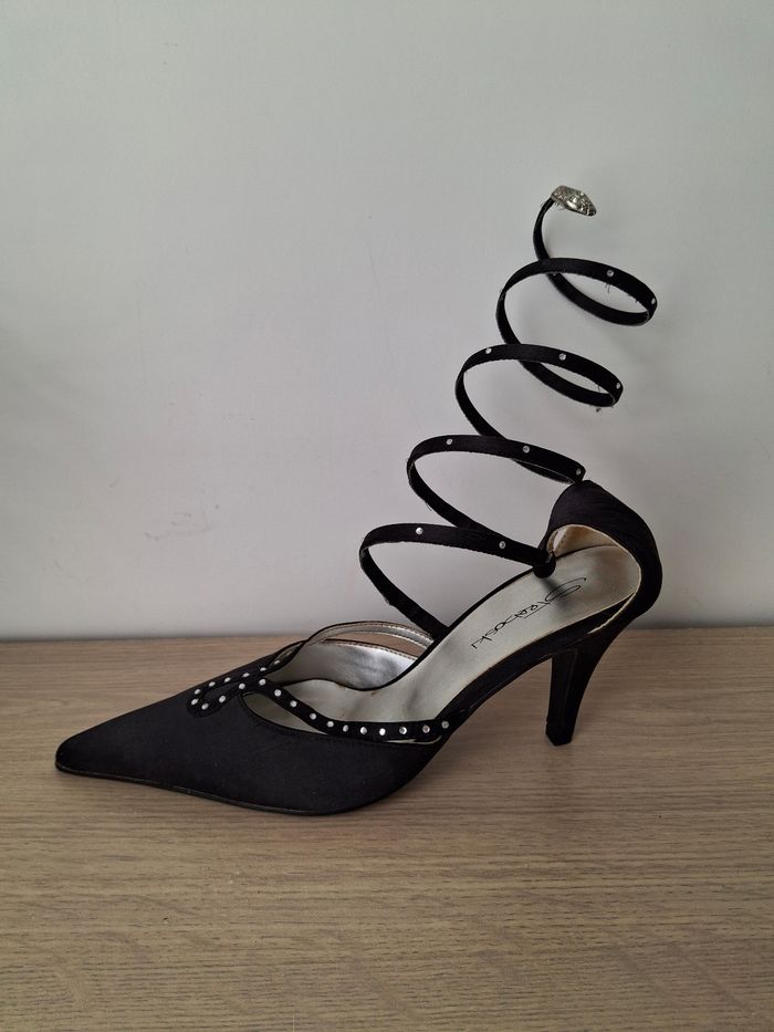 Talons avec boucles hautes 38 - photo numéro 2