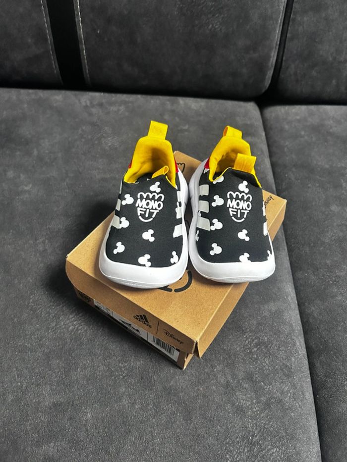Baskets neuve adidas Mickey - photo numéro 2