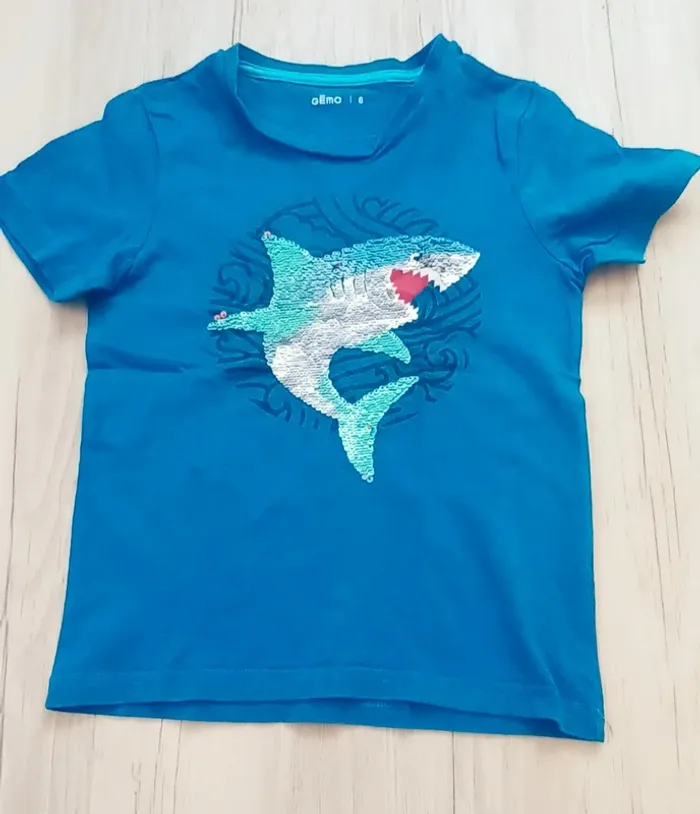 T-shirt requin 🦈 6 ans