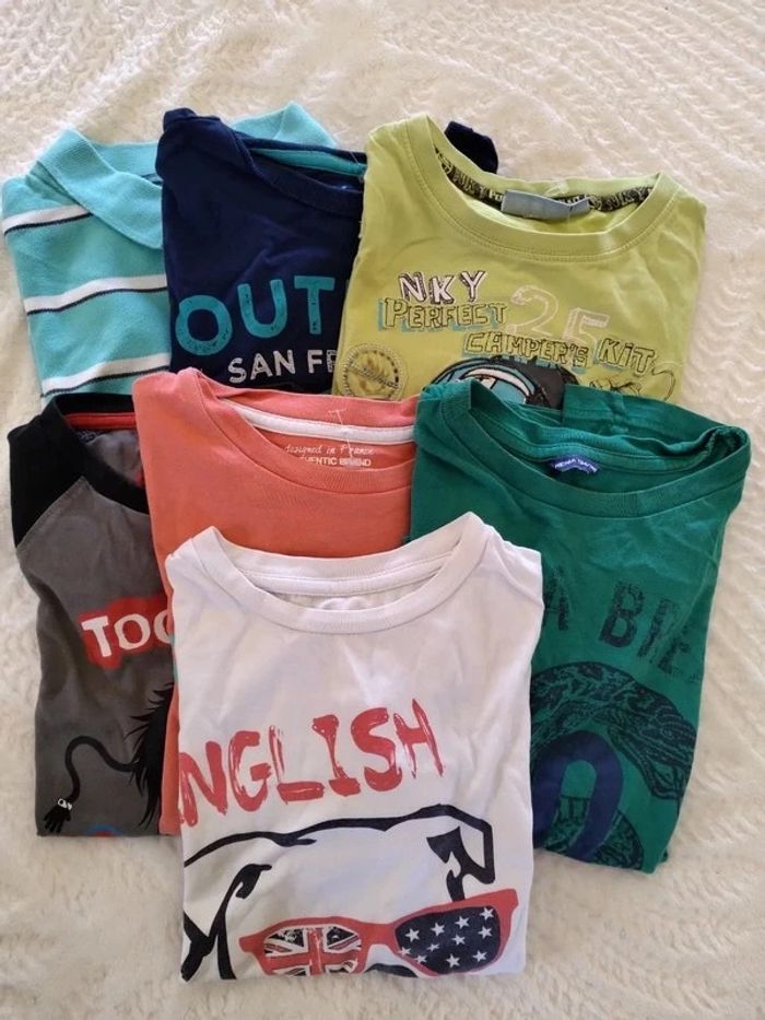 Lot de 7 t shirt très colorés - photo numéro 1