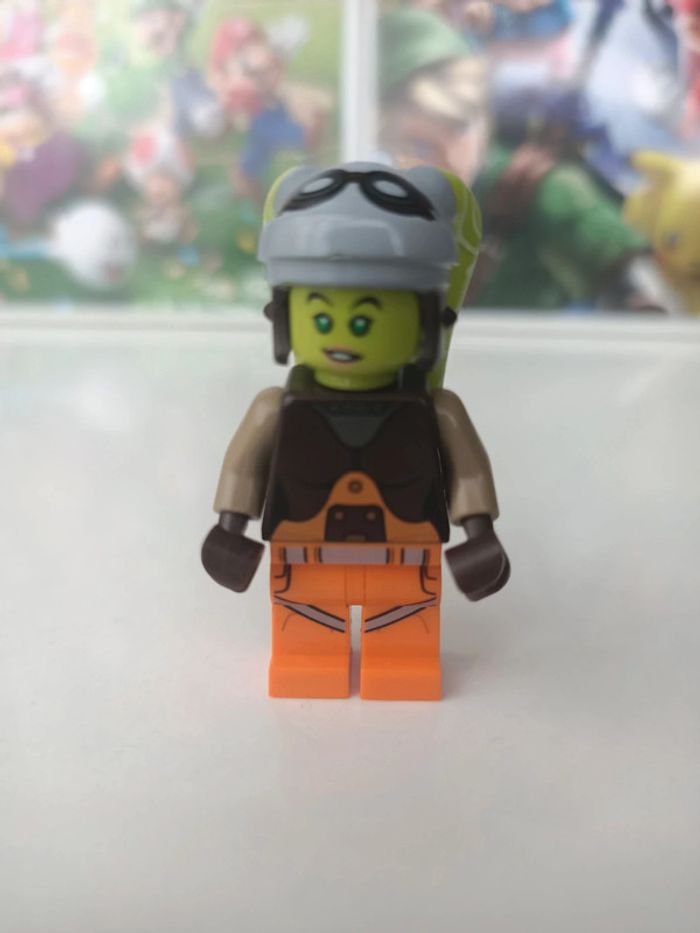 Personnage LEGO starwars Hera Syndulla avec Gris Casque Minifigurine - photo numéro 2