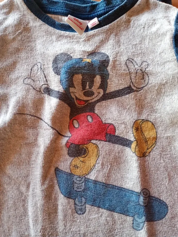 Pyjama Mickey, orchestra,4ans,très bon état, garçon hiver - photo numéro 2