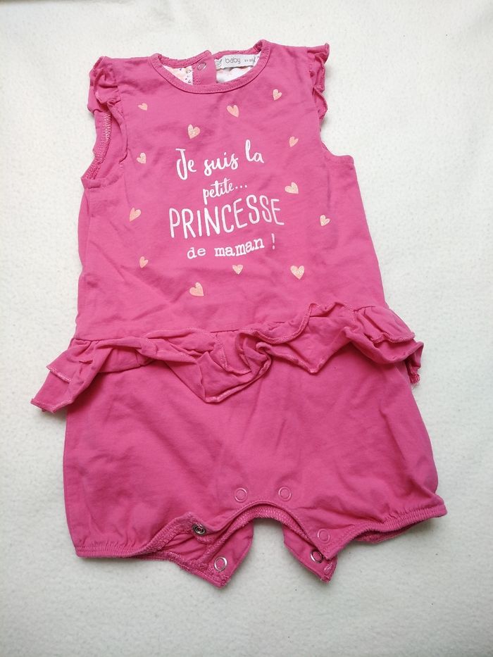 Combinaison short sans manches