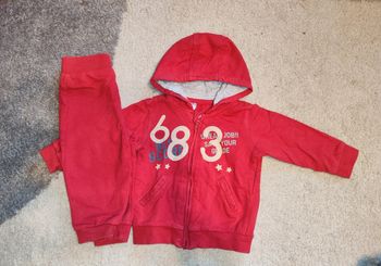 Ensemble de sport 12 mois