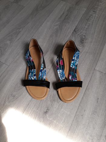 sandales