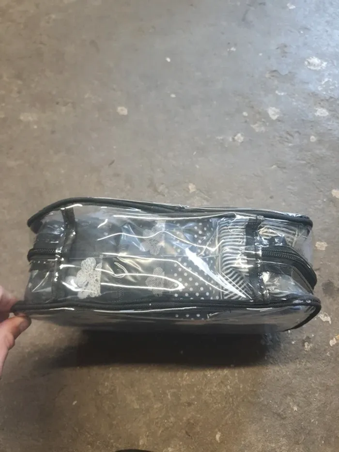 Lot de 4trousse de toilette - photo numéro 4
