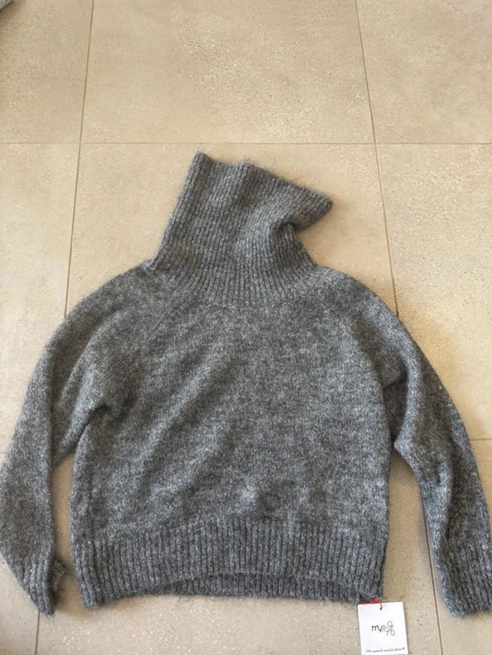 Pull gris My1996, neuf, taille unique