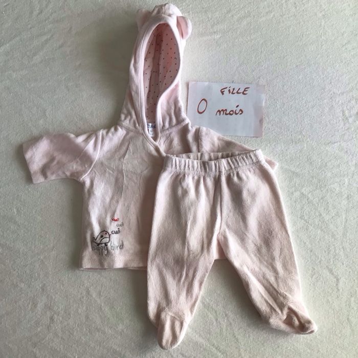 Lot gilets et combi aise 0 mois fille - photo numéro 3