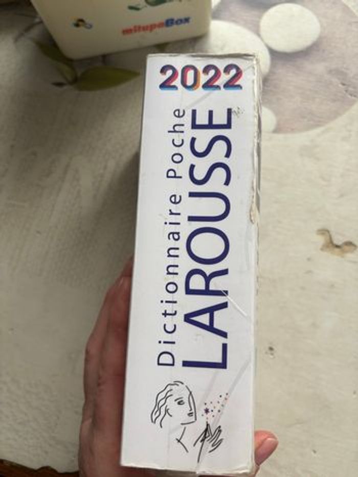 Dictionnaire de poche Larousse - photo numéro 7