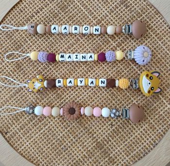 Attache tétine silicone 🌸