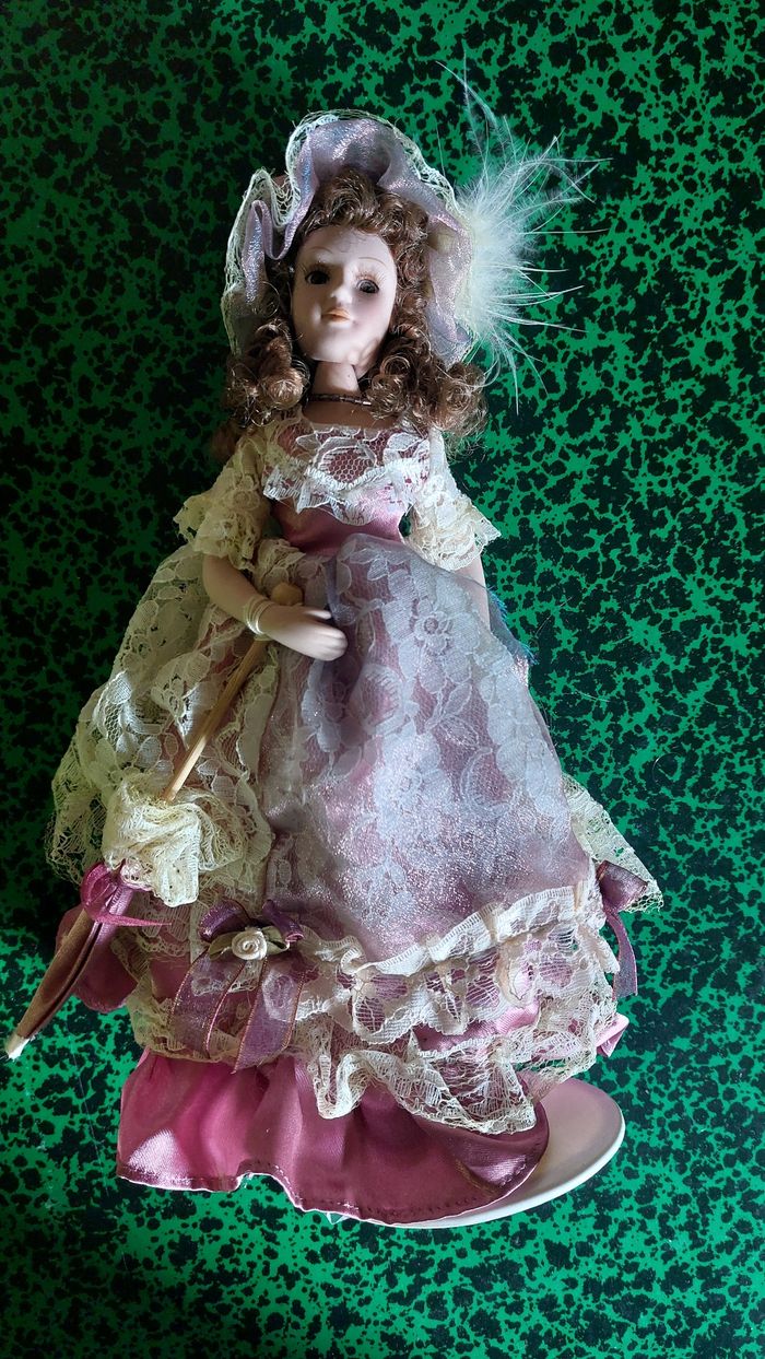 Poupées porcelaine - photo numéro 3