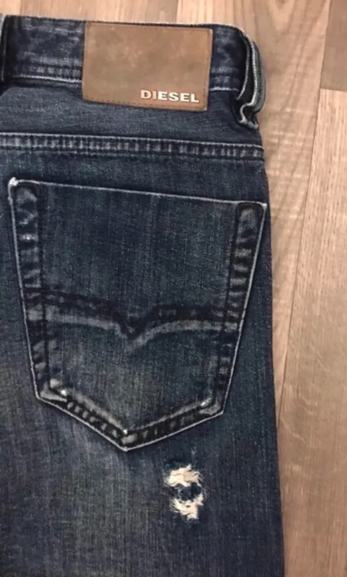 Jeans Diesel unisexe bleu marine troué taille XS - photo numéro 4