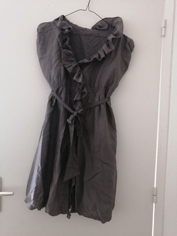 Robe grise