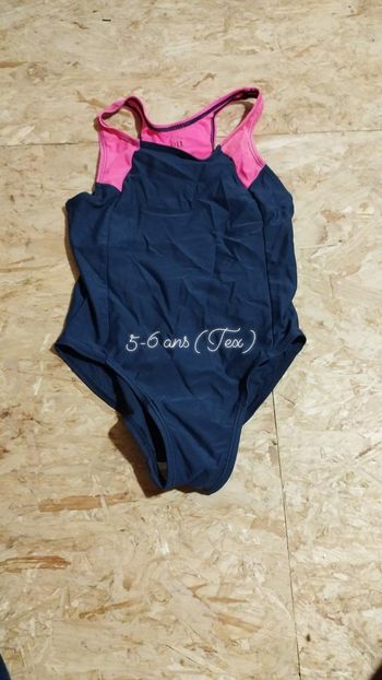 Maillot 1 pièce fille 5-6 ans