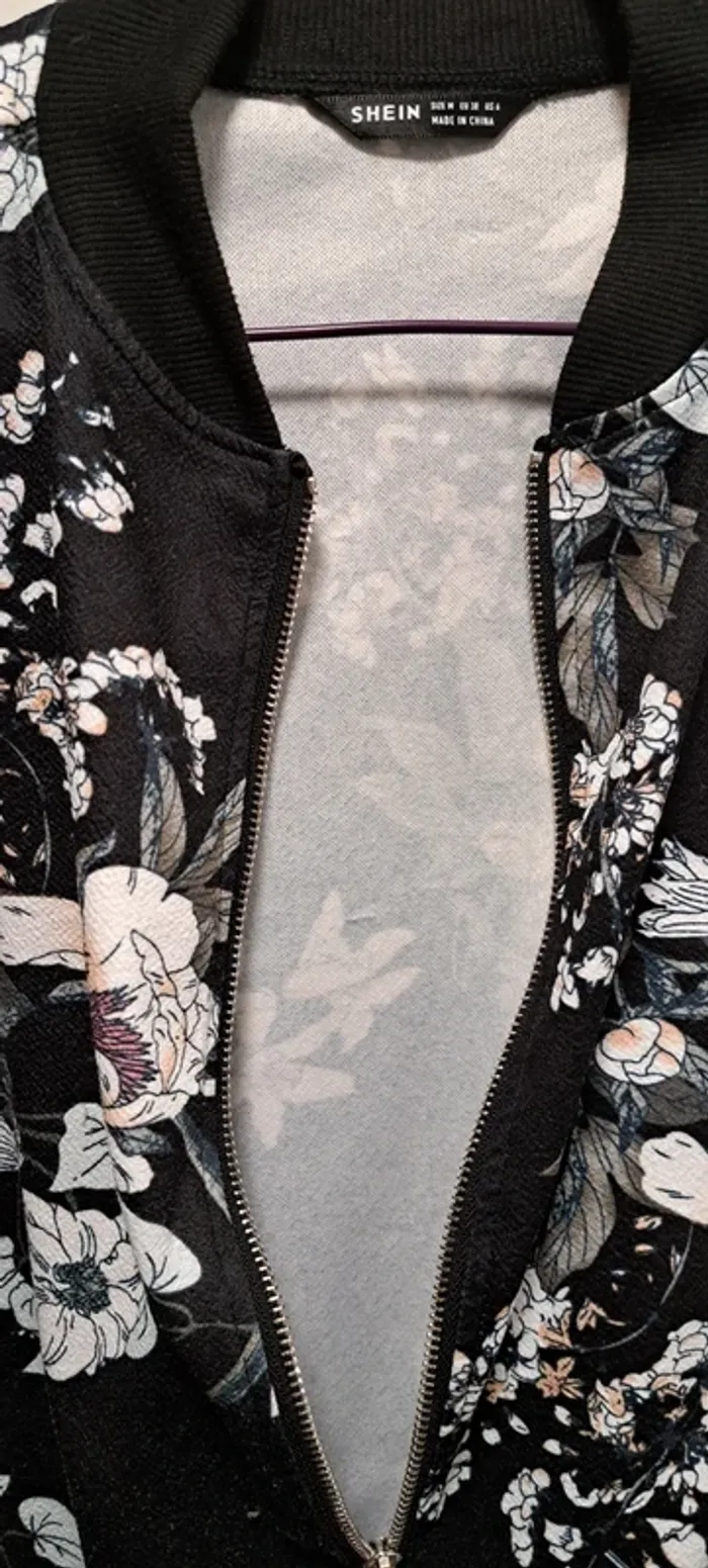 🌸Veste légère fleurie🌸 - photo numéro 3