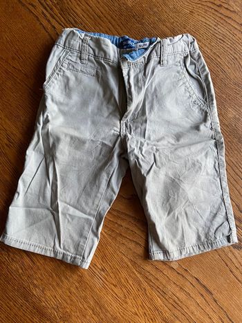 Short garçon slim 7 ans