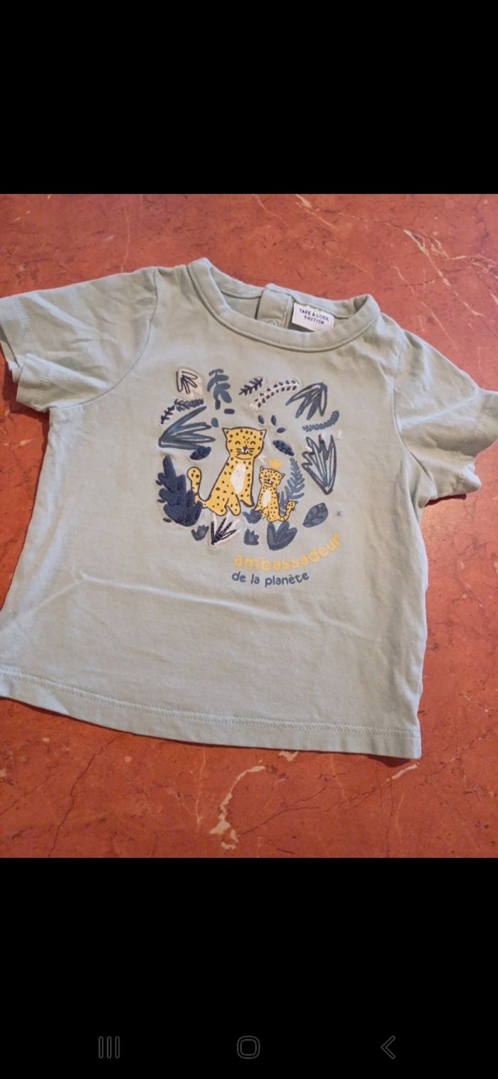 T.shirt bébé taille 9 mois