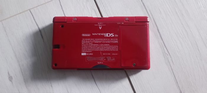 🎮 Console Nintendo DS lite rouge 🎮 - photo numéro 2