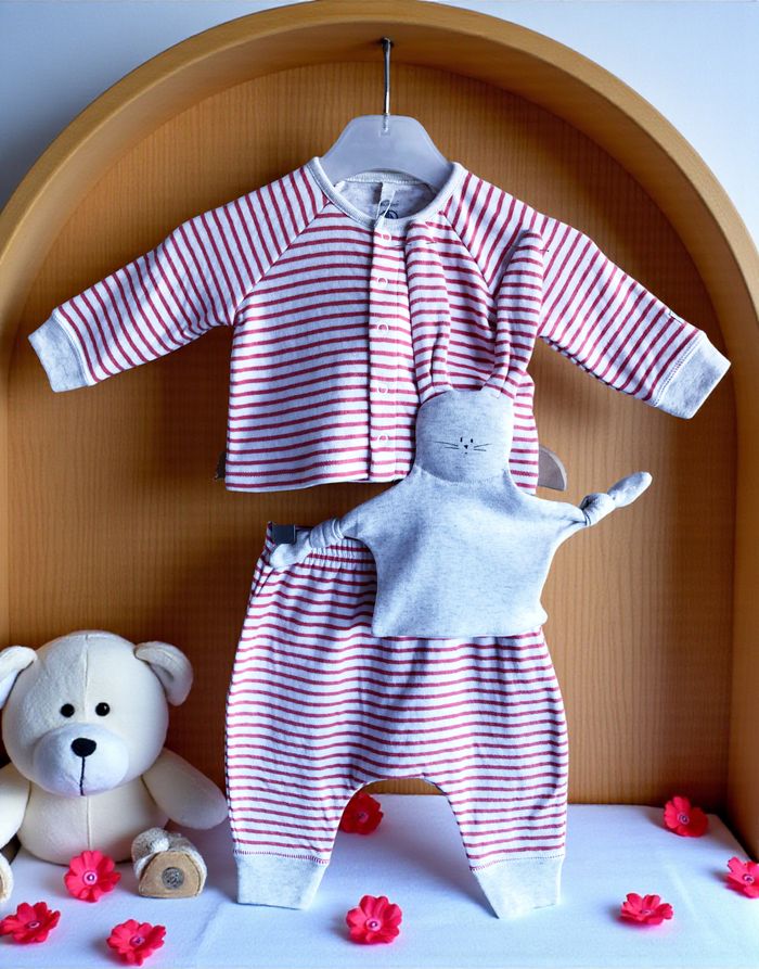 PETIT BATEAU - NEW - ENSEMBLE 3P BÉBÉ STYLE MARIN - VESTE, PANTALON & DOUDOU 3M - photo numéro 6