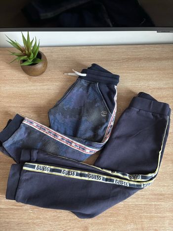 Lot deux pantalons 4 ans garçon timberland