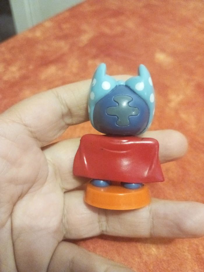 5 figurines Stitch Disneyland Hong kong - photo numéro 15