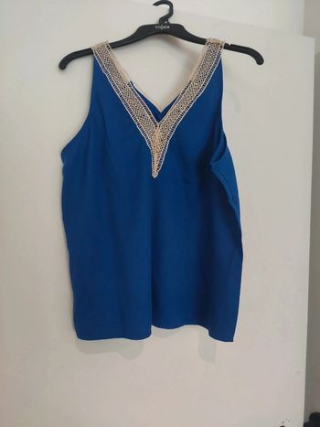 Joli débardeur bleu