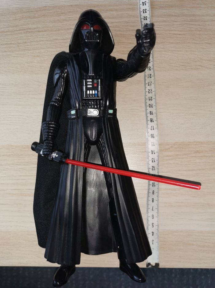 Figurine 32 cms Dark Vador