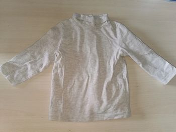 Sous pull gris 9 mois