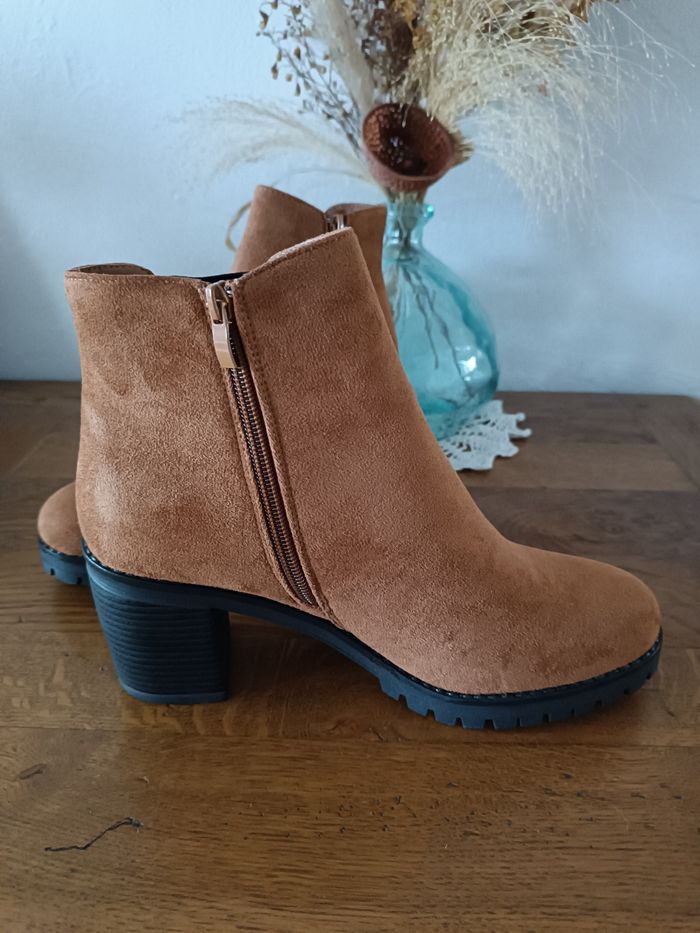 Bottines Boots taille 40 - photo numéro 4