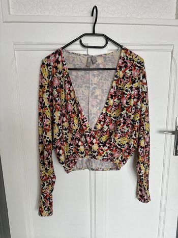 Blouse manches longues cache cœur fleuri