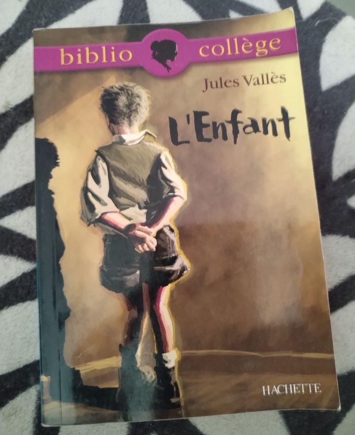 Livre "L'enfant" de Jules Vallès édition biblio collège 350 pages