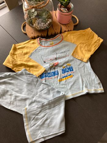 Lot ensemble pyjama garçon vêtement pantalon 8 ans
