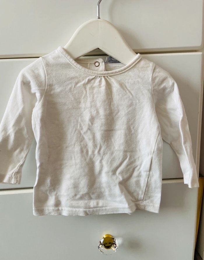 T-shirt tee shirt pull manches longues bébé fille blanc 6 mois