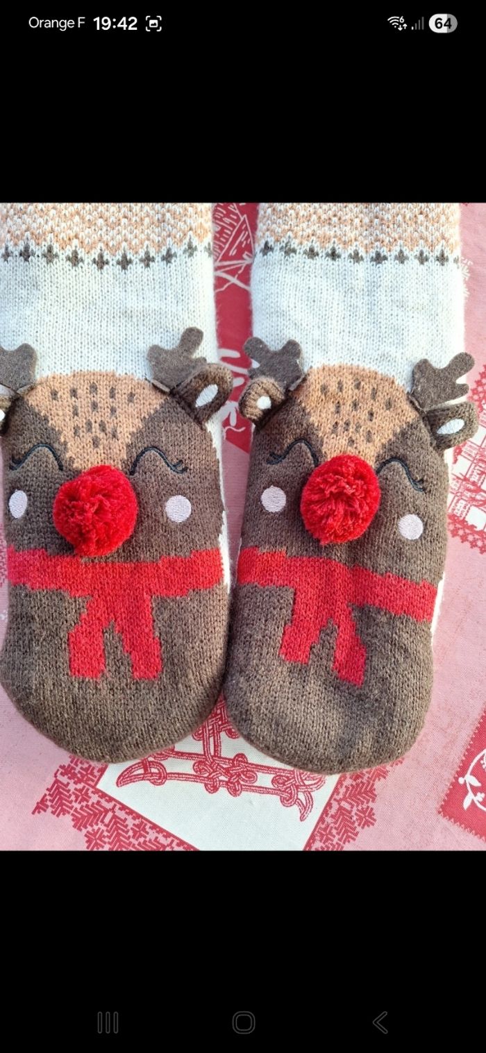 Chaussettes fourrées Noël 🎅 🤶 37/39 - photo numéro 2