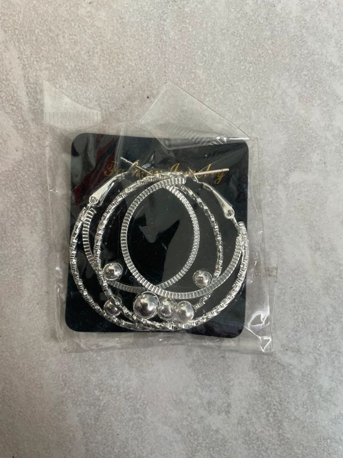 Boucle d’oreille
